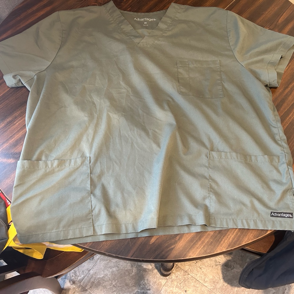 Mens 2xl scrub set